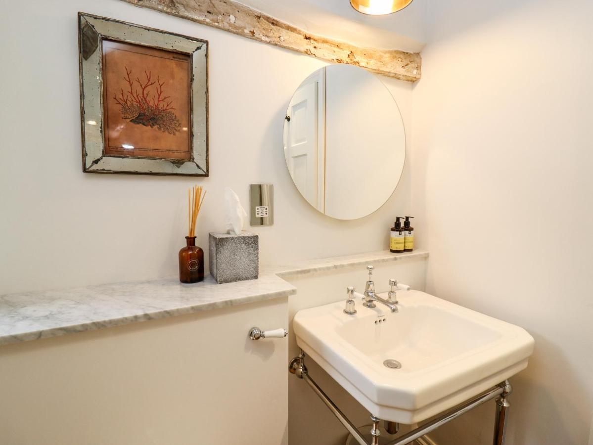 צ'יפינג קמפדן Little Lamb Cottage מראה חיצוני תמונה